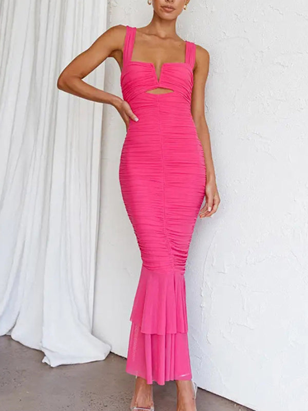 Model posing in Sexy Fishtail Dress with Tight Pleats, demonstrating the glamorous fishtail silhouette.