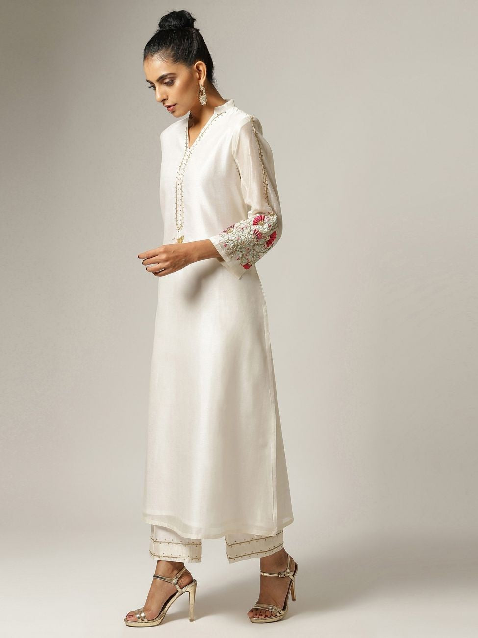 White Colour Pretty Chanderi Silk Kurta Set Desi Soul