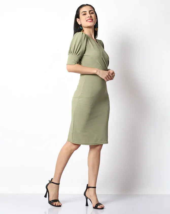 Casual Solid Women Green V-Neck Bodycon Desi Soul