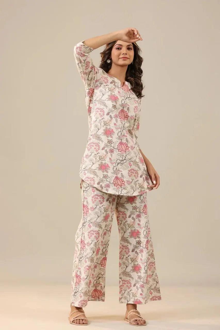 Regular Fit Floral Printed Kurta & Pants Co-Ord Set Desi Soul